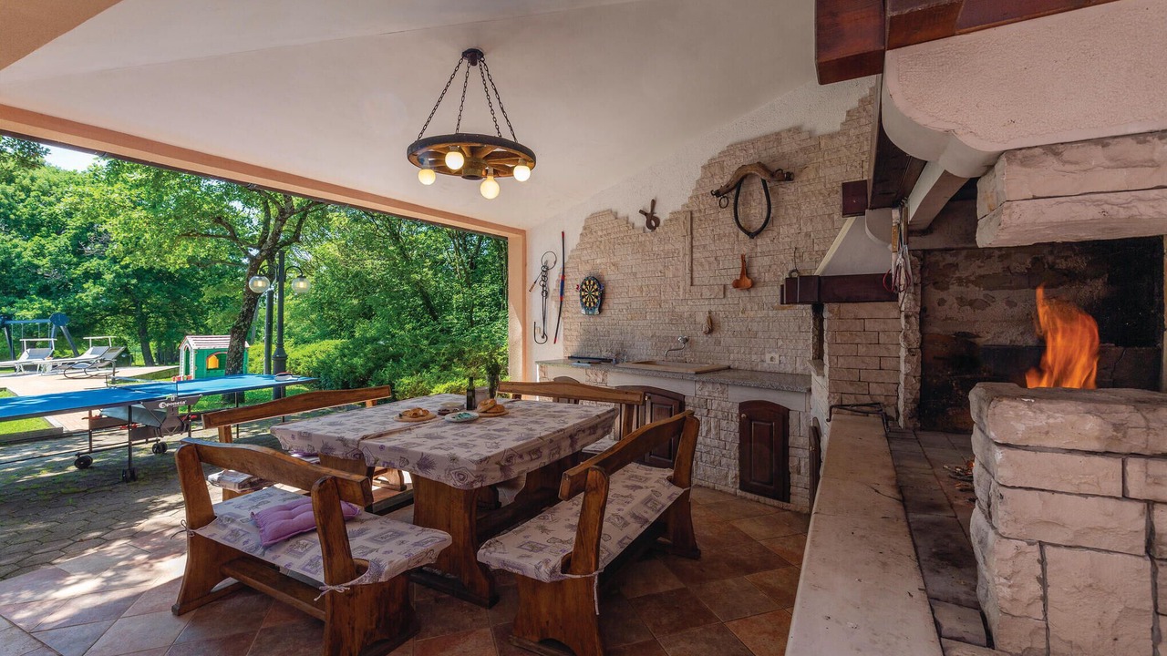 Photo of Outdoor in Belavici