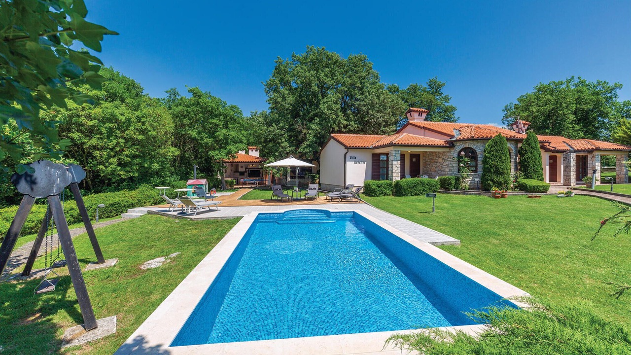 Photo of Outdoor in Belavici