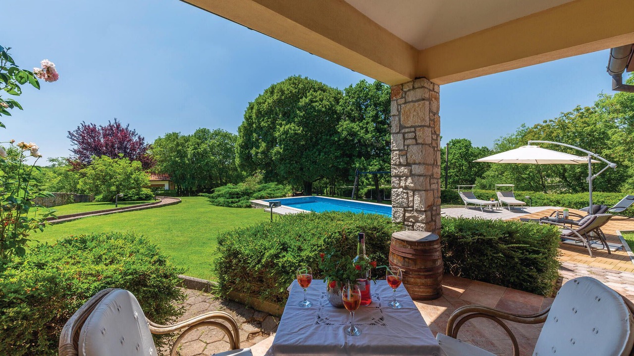 Photo of Outdoor in Belavici