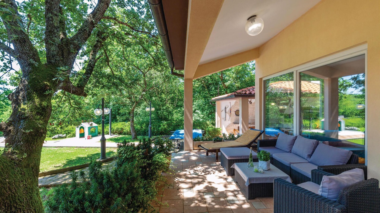 Photo of Outdoor in Belavici
