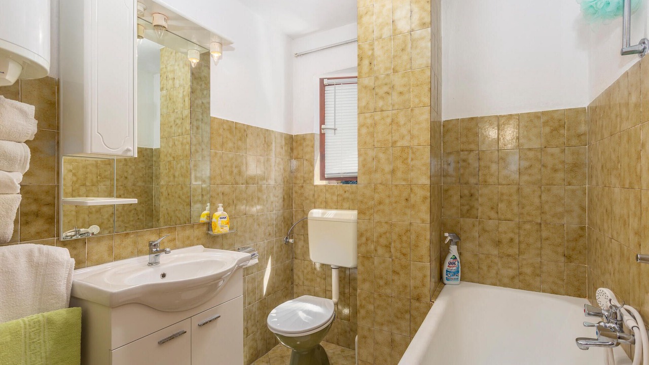 Photo of Bathroom in Omisalj