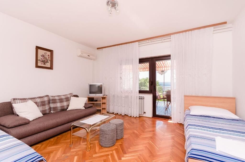 Photo of Livingroom in Dramalj