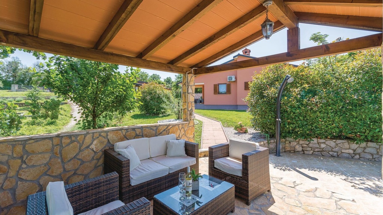 Photo of Patio Balcony in Kapelica