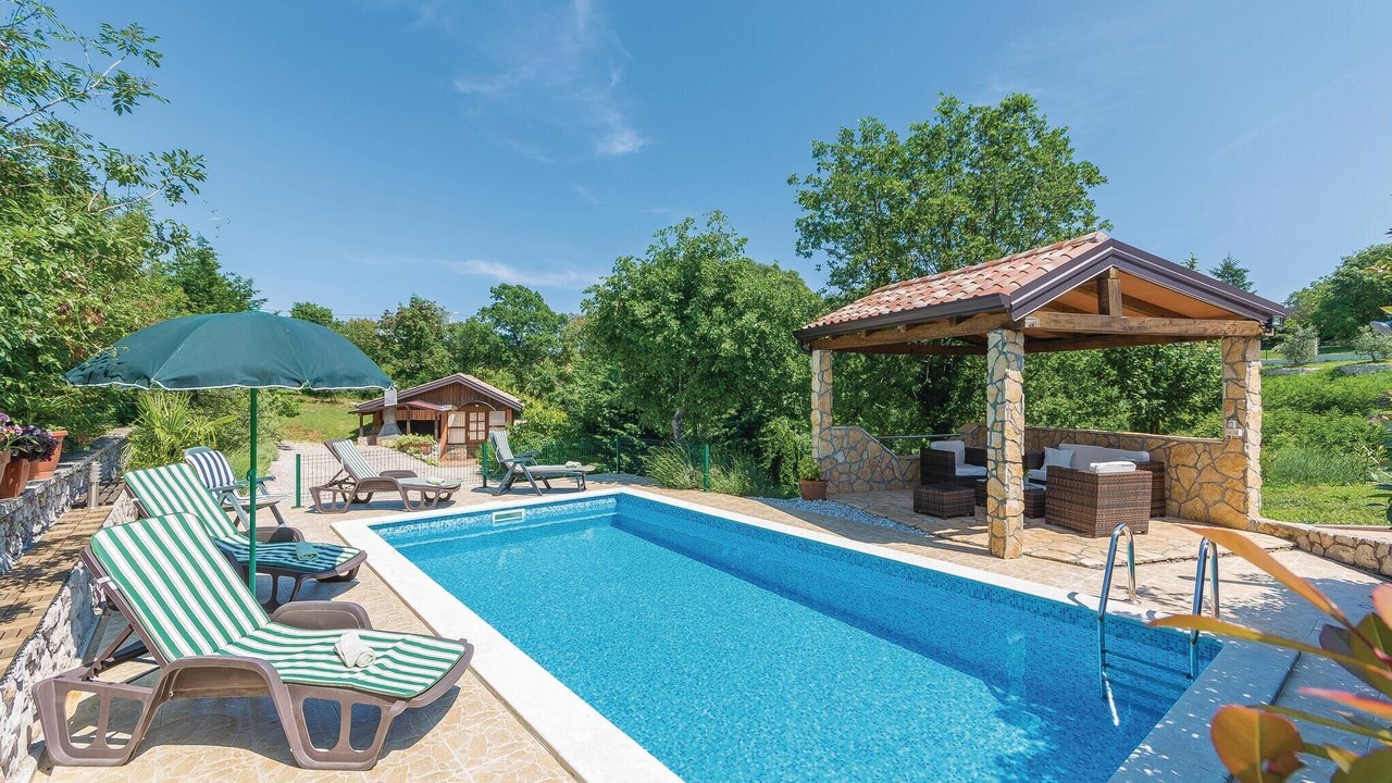 Photo of Outdoor in Kapelica