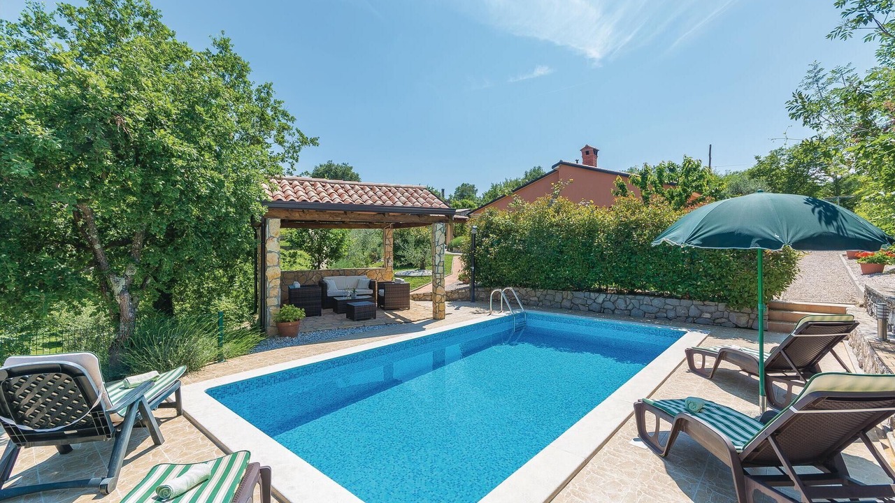Photo of Outdoor in Kapelica