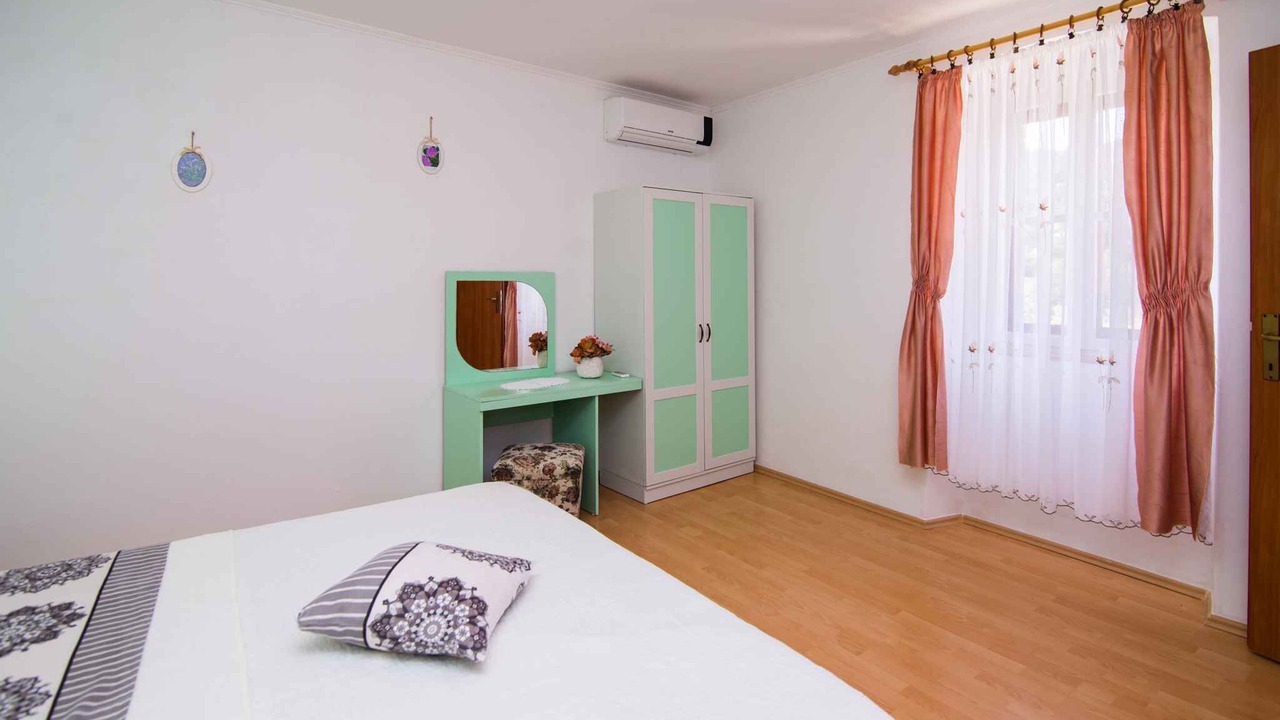 Photo of Bedroom in Veli Losinj