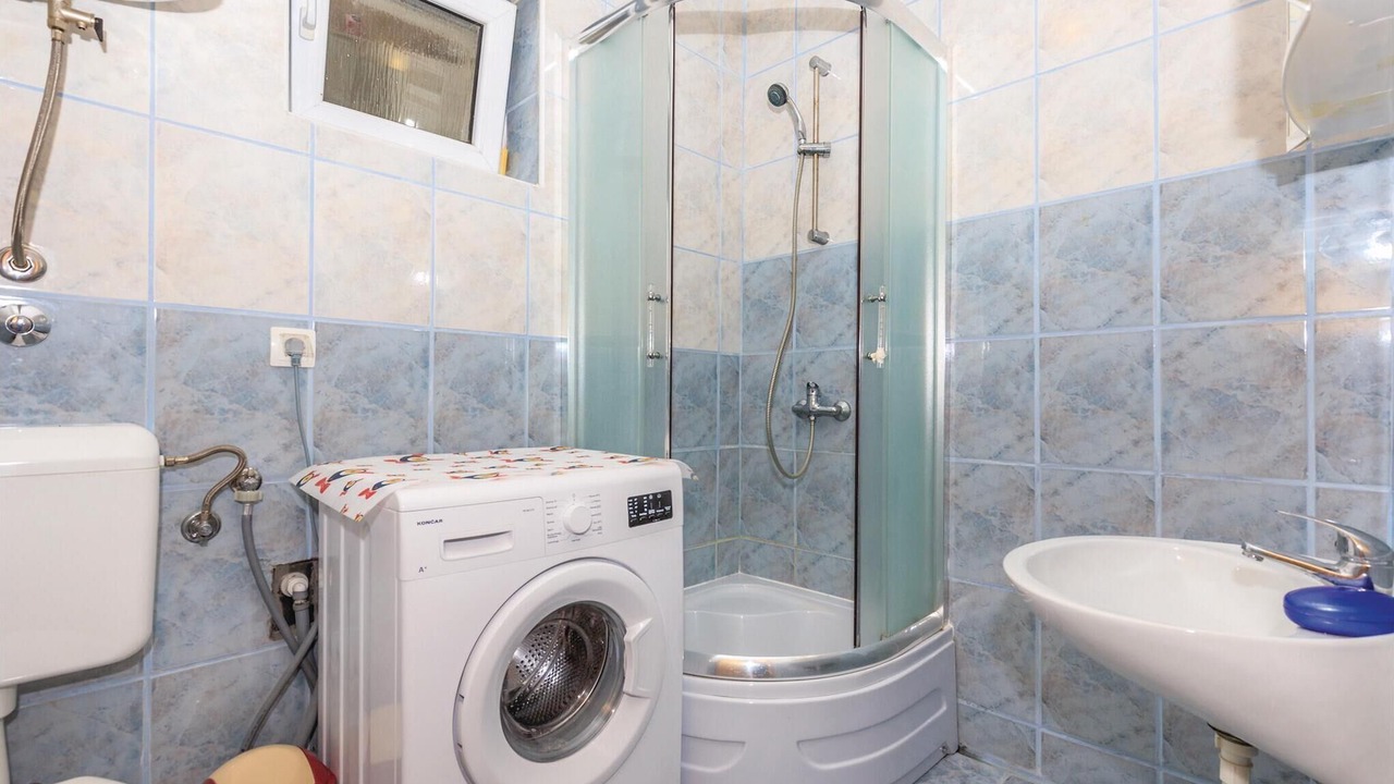 Photo of Bathroom in Grizane