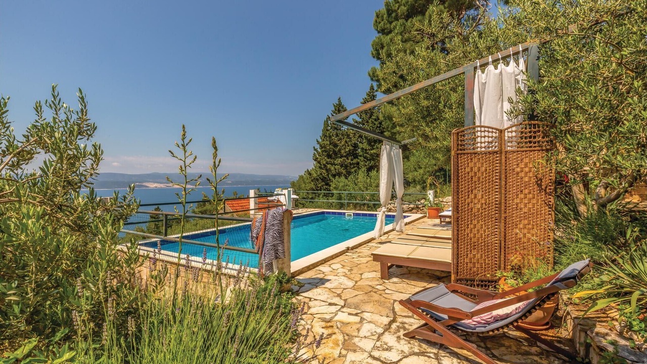 Photo of Outdoor in Mimice