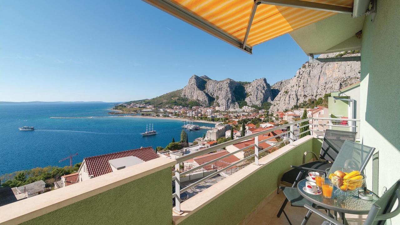 Photo of Others in Omis