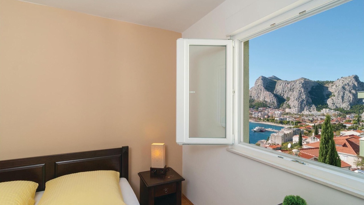 Photo of Others in Omis