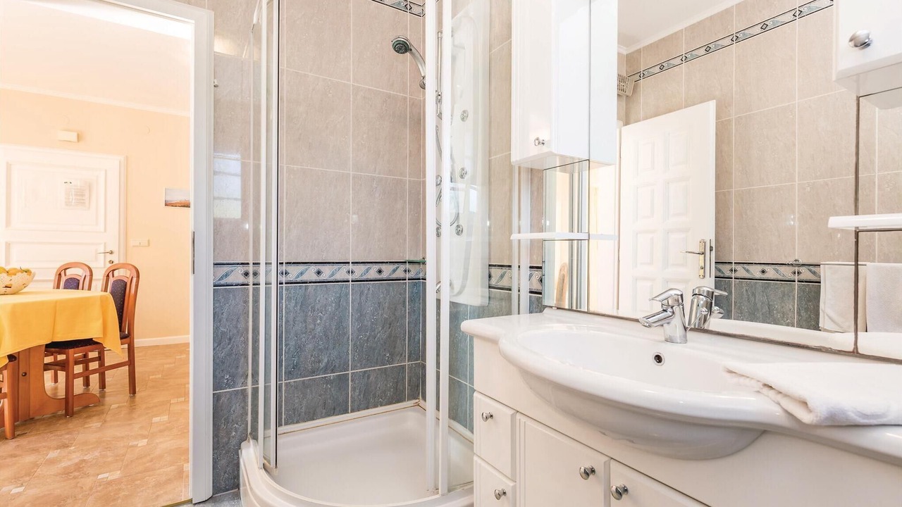 Photo of Bathroom in Banjol