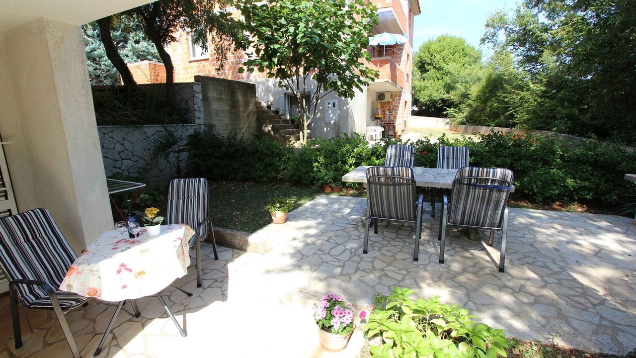Photo of Outdoor in Porat