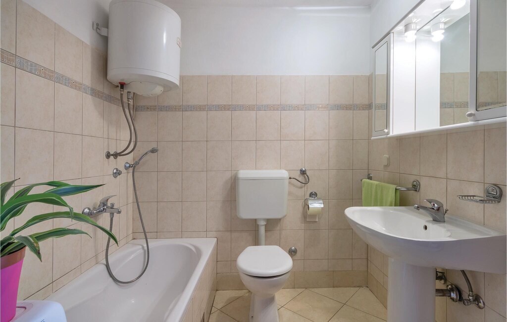 Photo of Bathroom in Mali Vareski