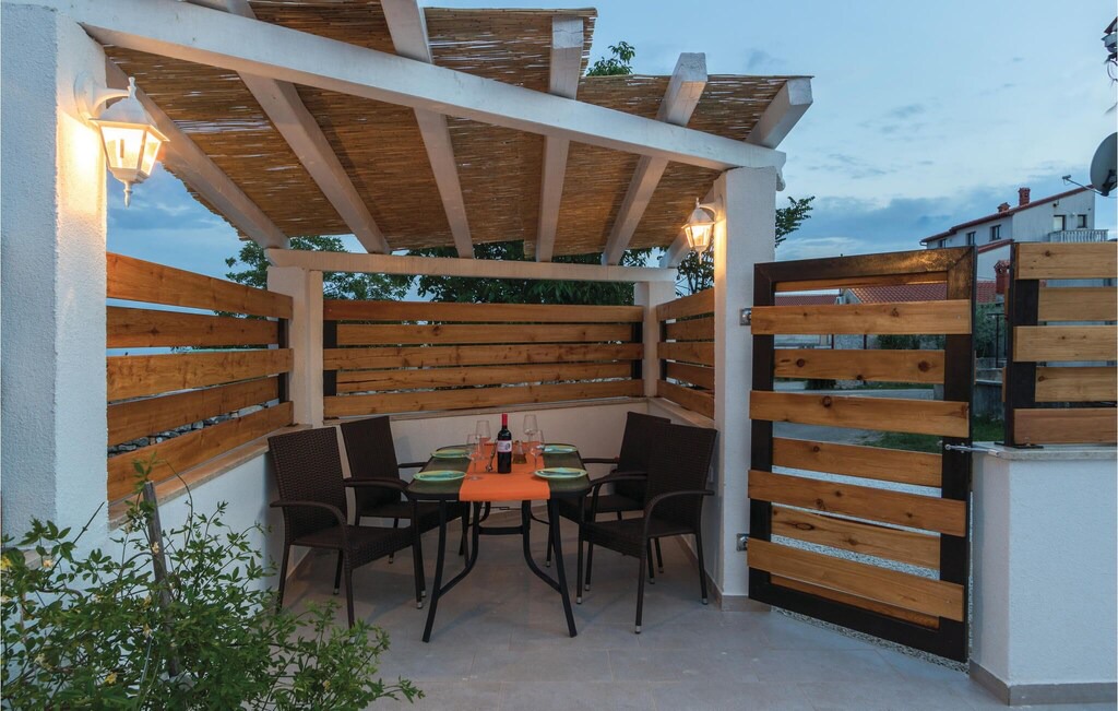 Photo of Patio Balcony in Mali Vareski