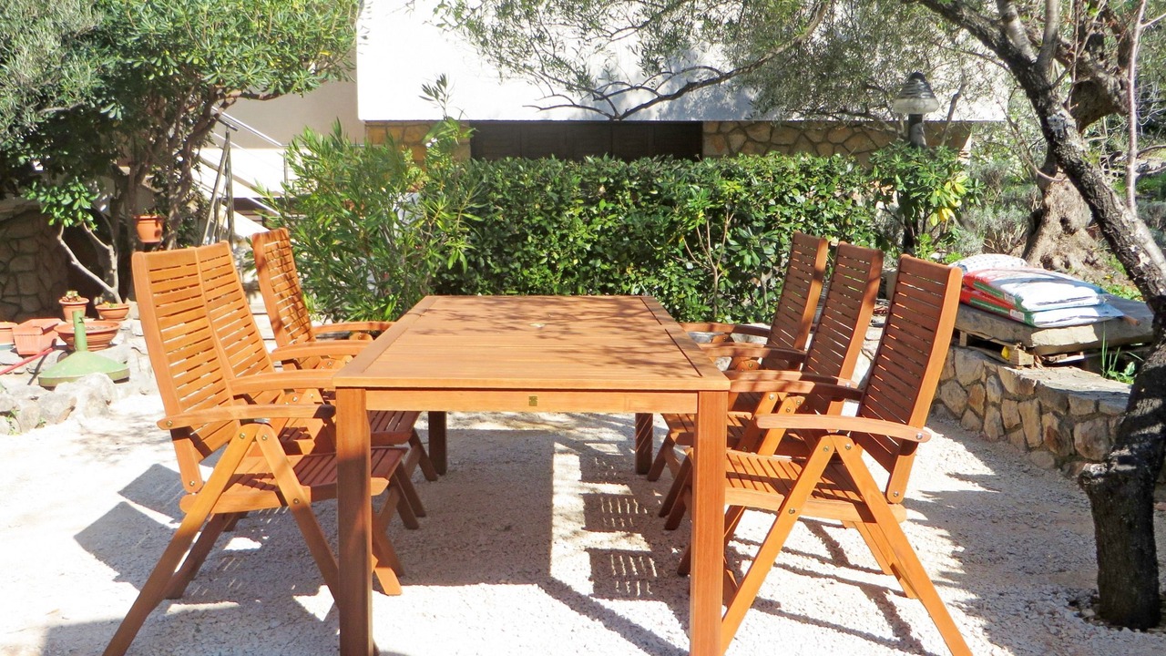Photo of Outdoor in Cres