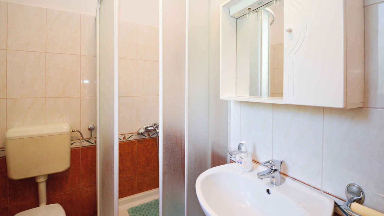 Photo of Bathroom in Vinkuran