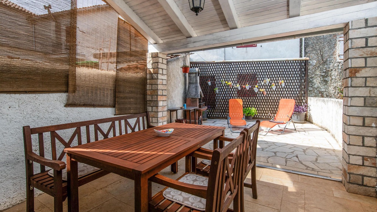 Photo of Patio Balcony in Cokuni