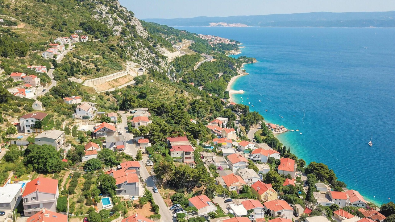 Photo of Others in Omis