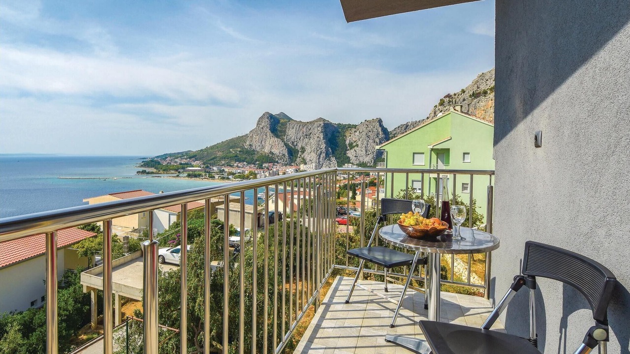 Photo of Others in Omis