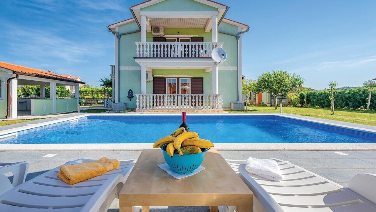 Photo of Outdoor in Kapelica