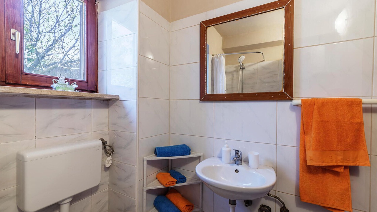 Photo of Bathroom in Loborika