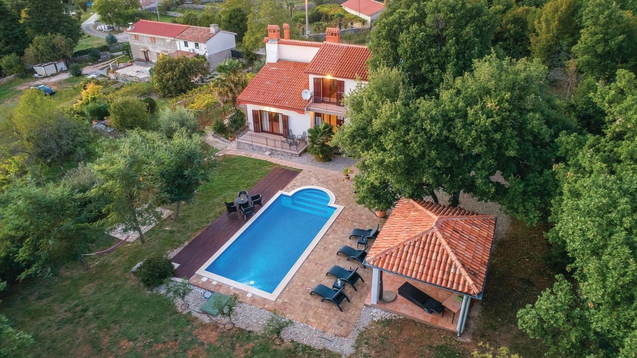 Photo of Outdoor in Kapelica