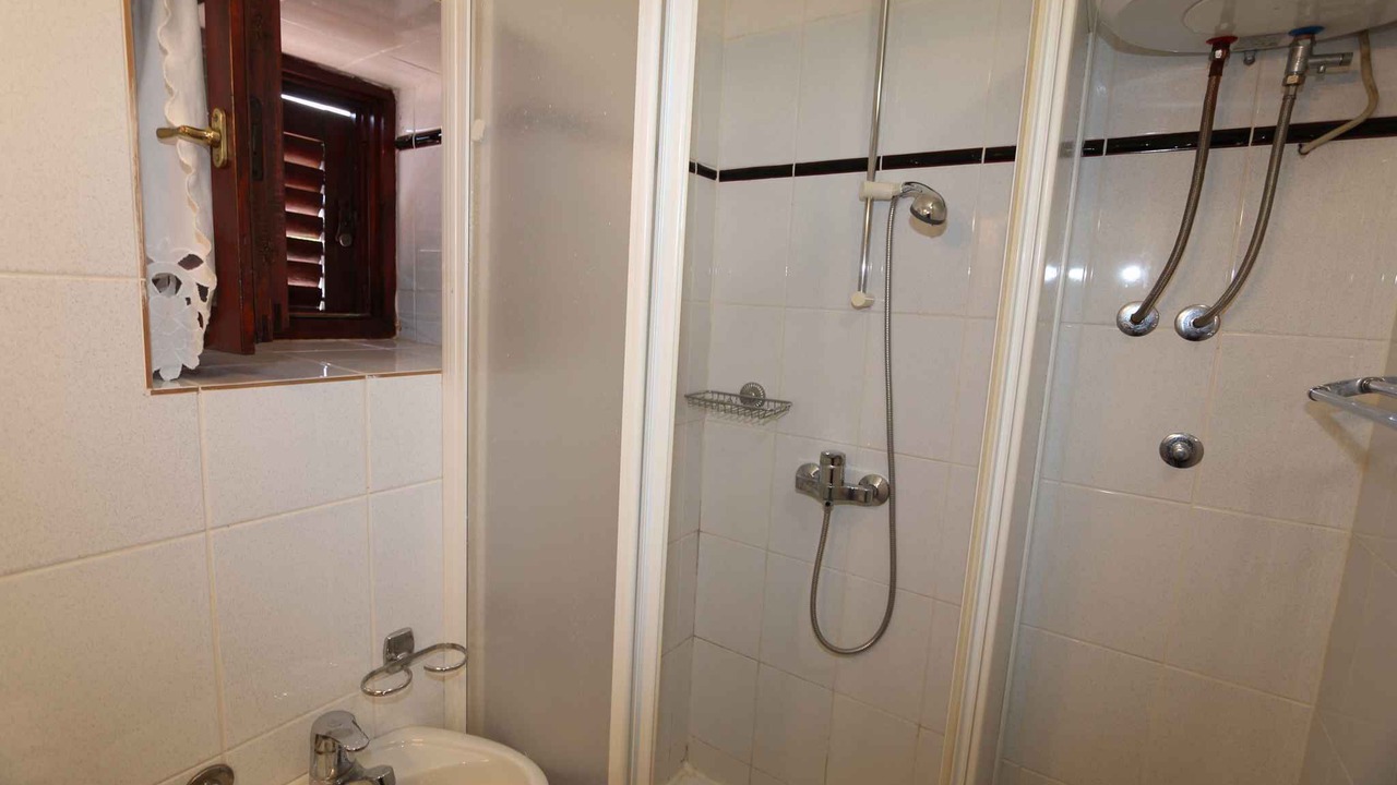 Photo of Bathroom in Silo