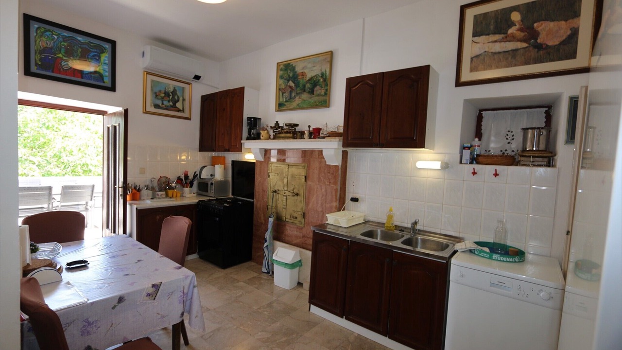 Photo of Kitchen in Silo