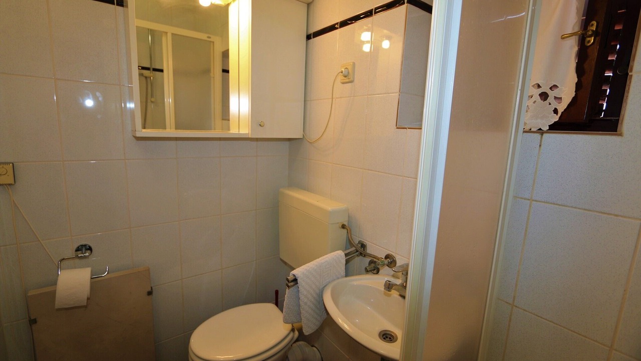 Photo of Bathroom in Silo