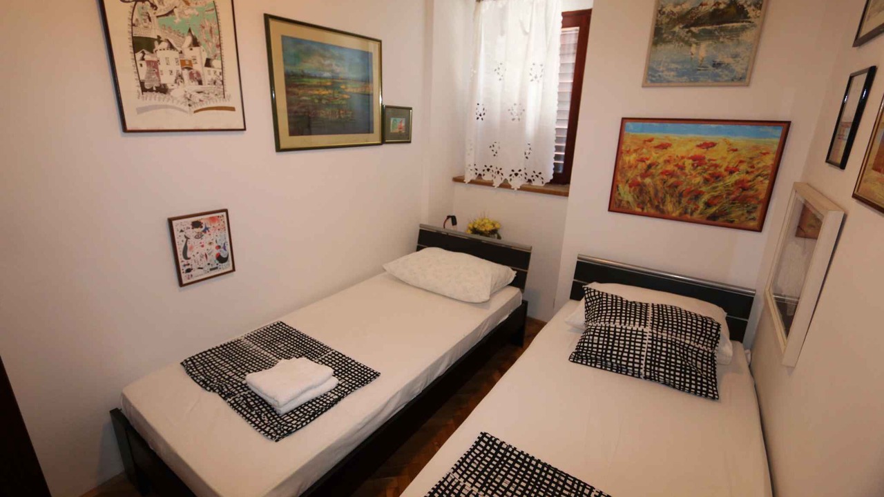 Photo of Bedroom in Silo
