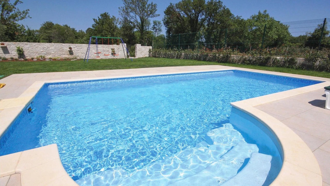 Photo of Outdoor in Mali Vareski