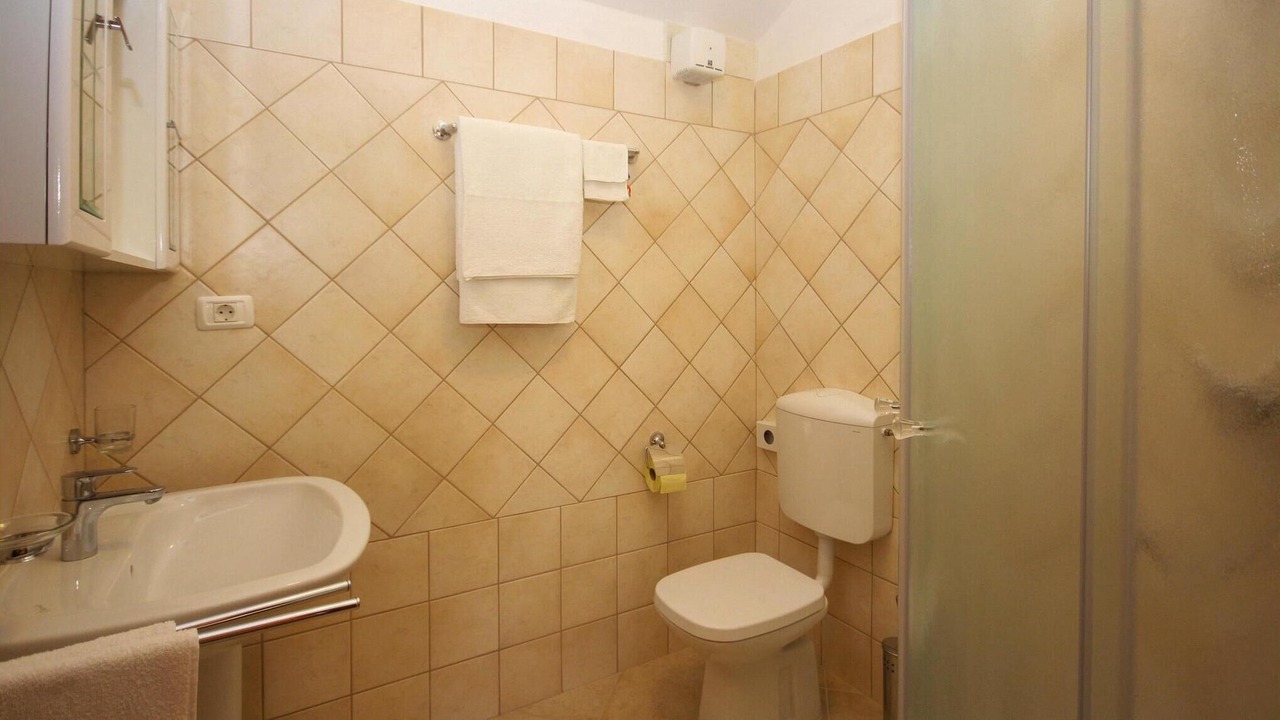Photo of Bathroom in Mali Vareski