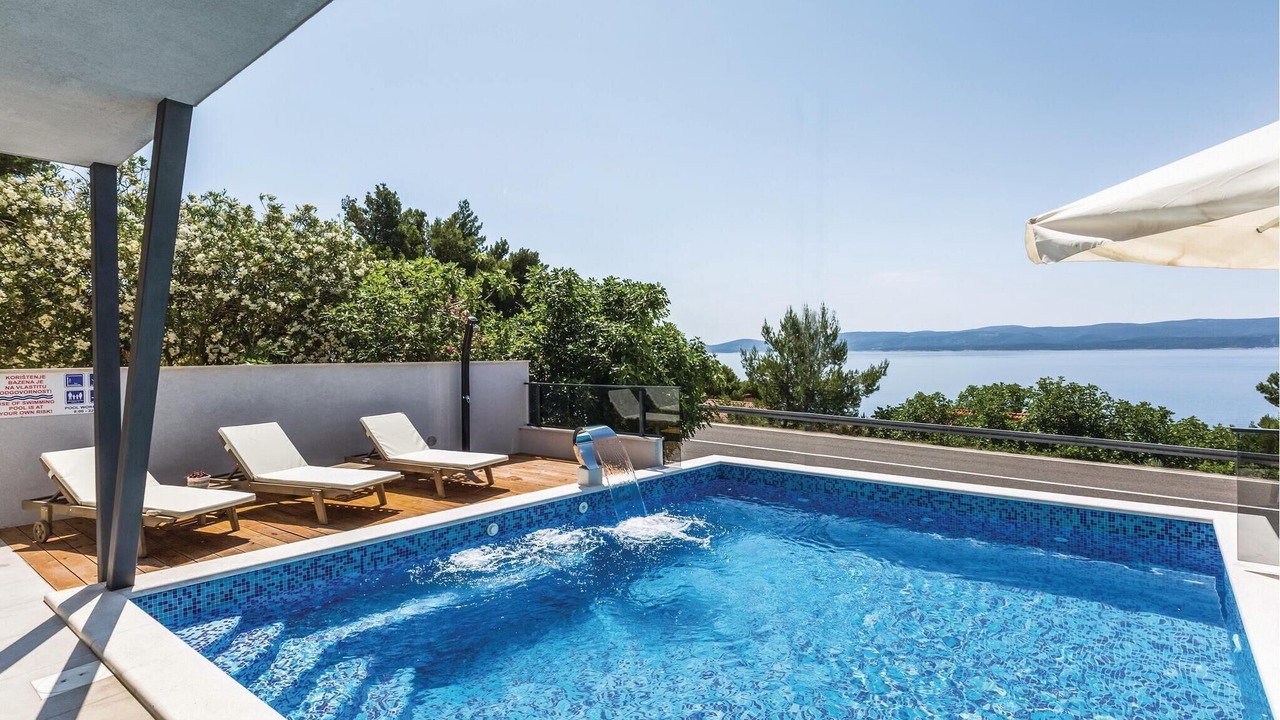 Photo of Outdoor in Medici