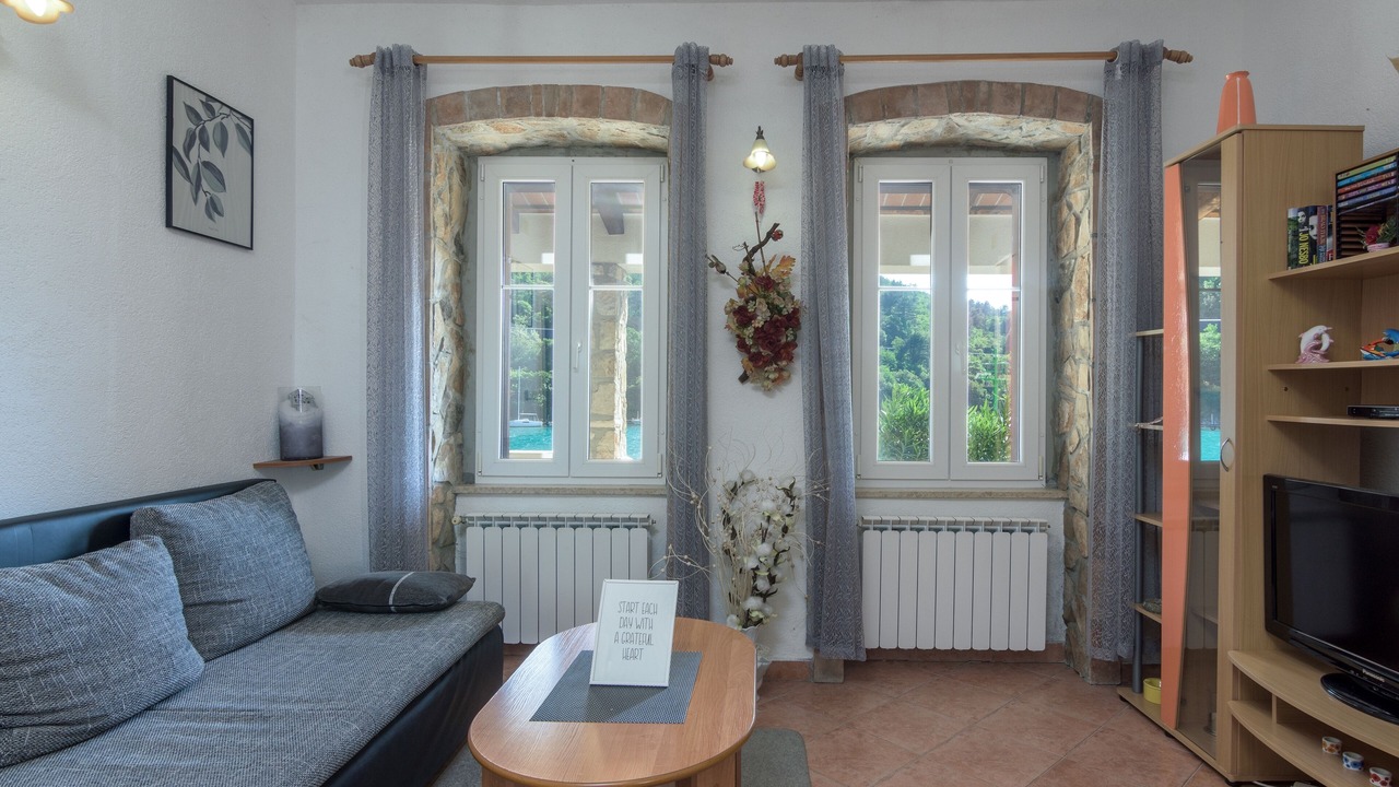 Photo of Livingroom in Plomin