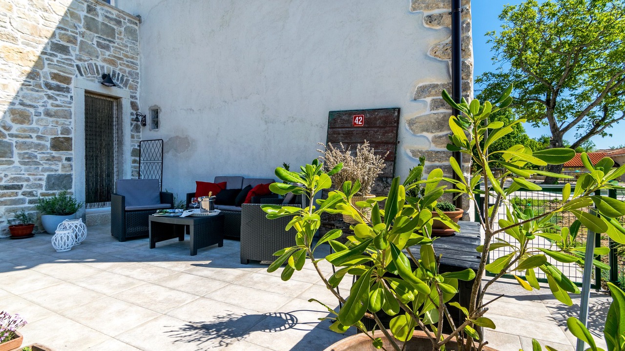 Photo of Patio Balcony in Lupoglav