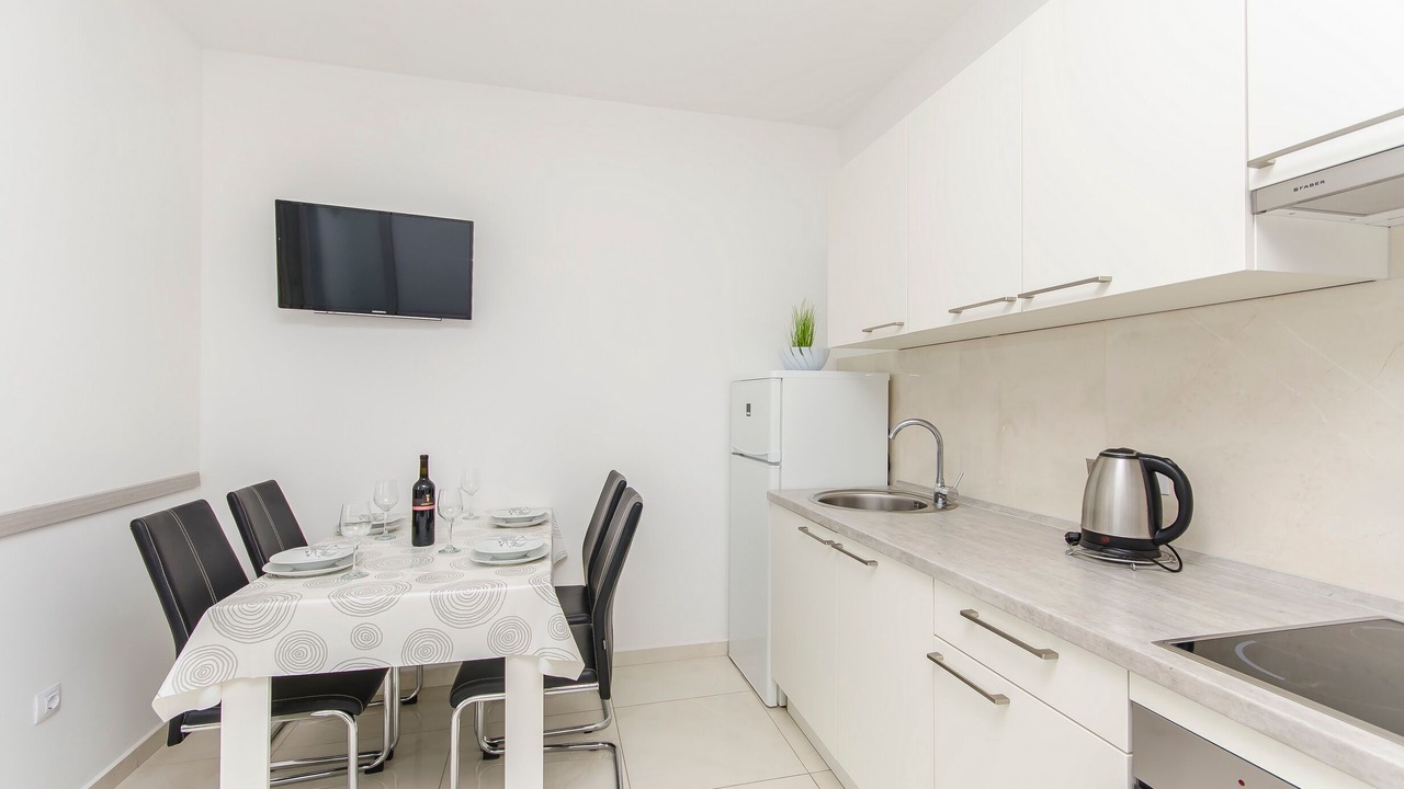 Photo of Kitchen in Stara Novalja