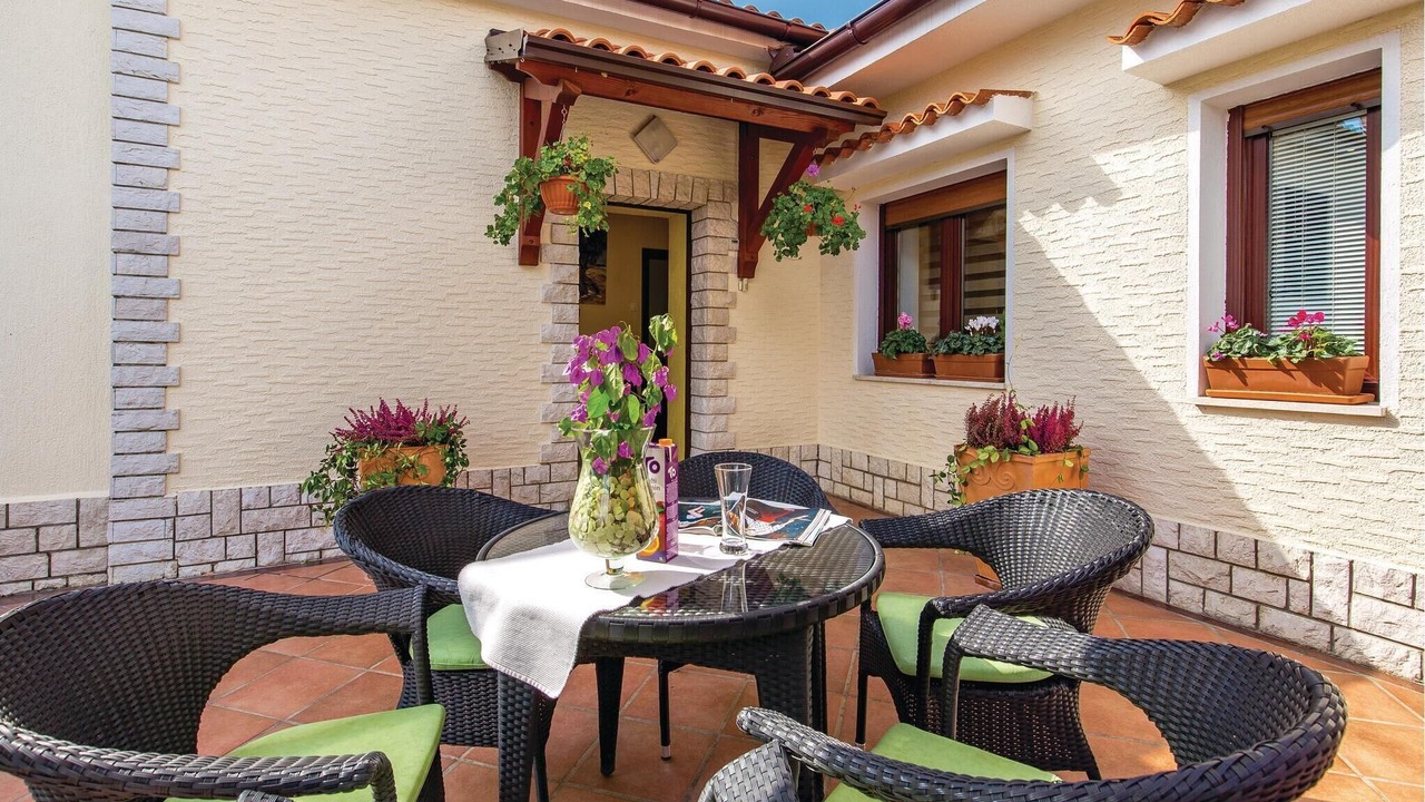 Photo of Outdoor in Sarsoni