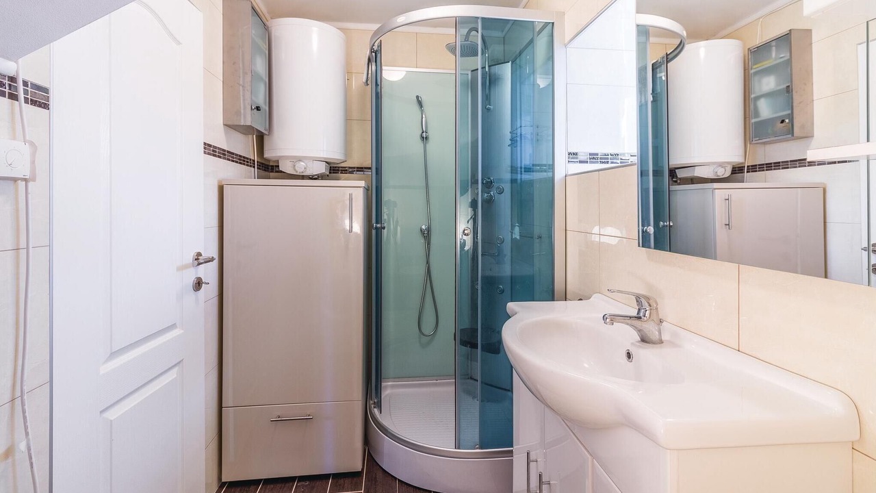 Photo of Bathroom in Pomer