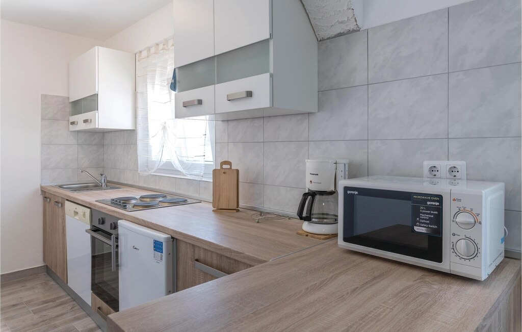 Photo of Kitchen in Mali Vareski