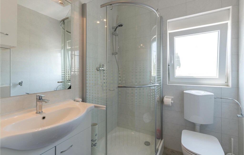 Photo of Bathroom in Mali Vareski