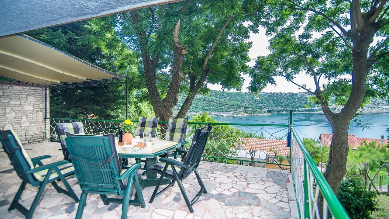 Photo of Outdoor in Bakarac