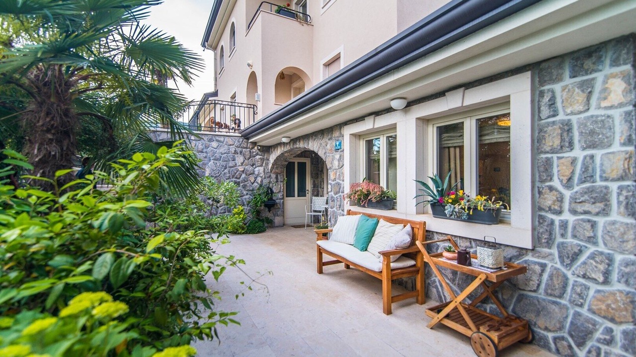 Photo of Patio Balcony in Opric