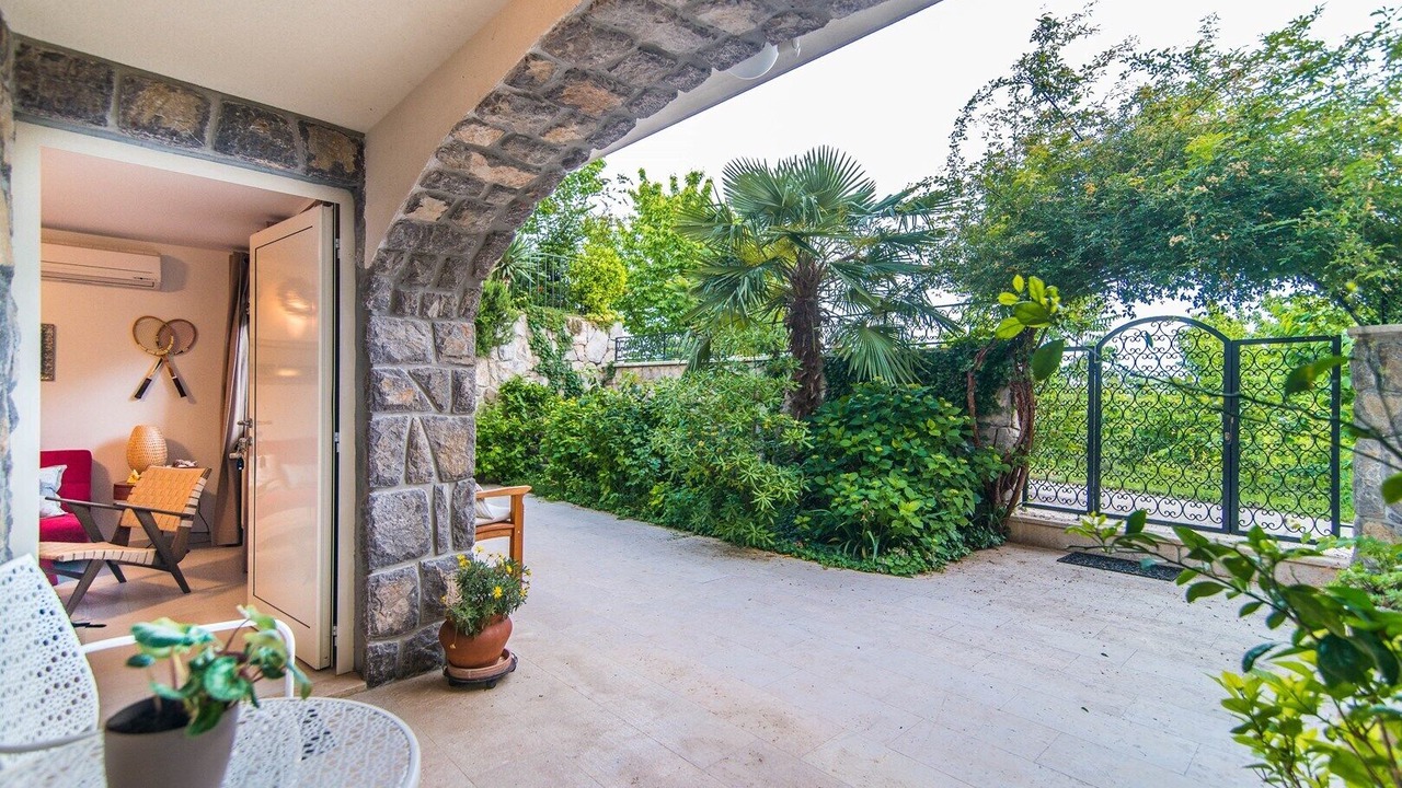 Photo of Patio Balcony in Opric