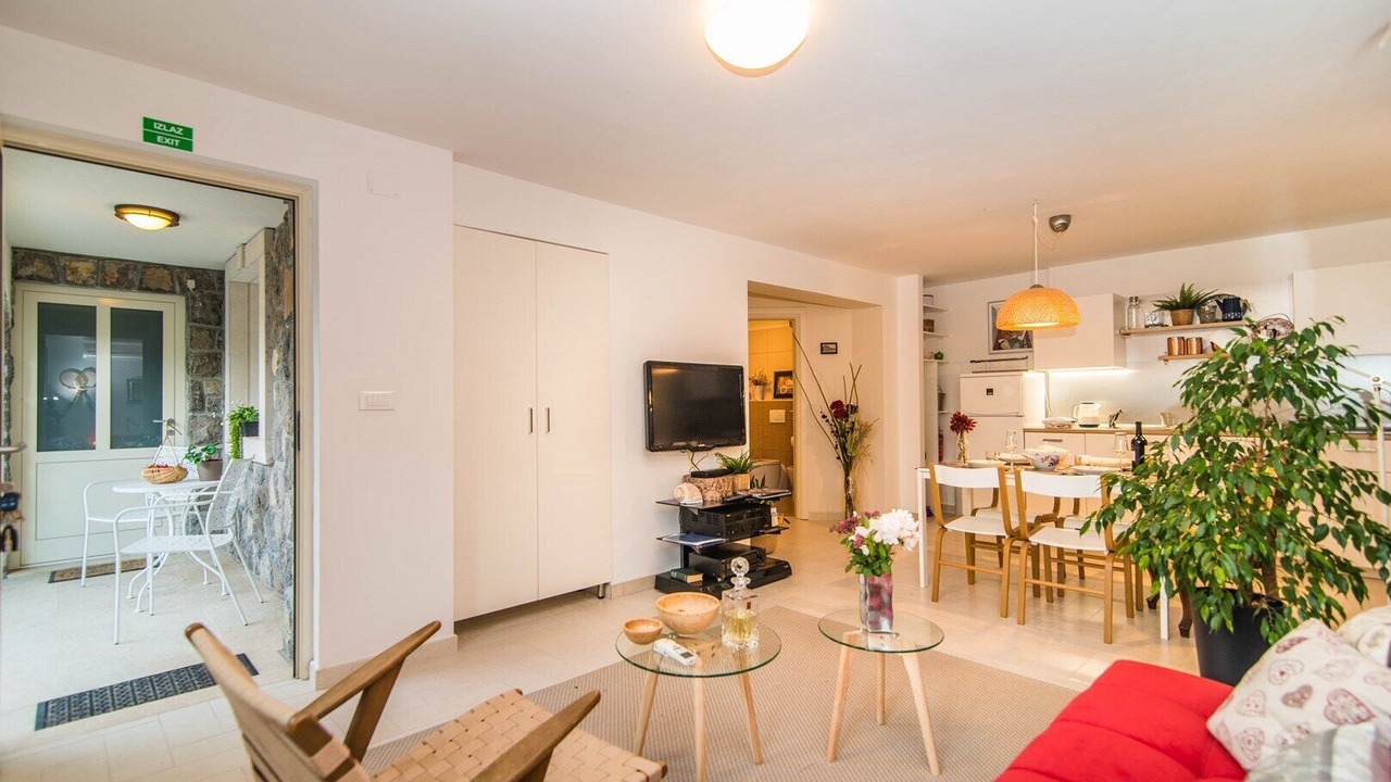 Photo of Livingroom in Opric