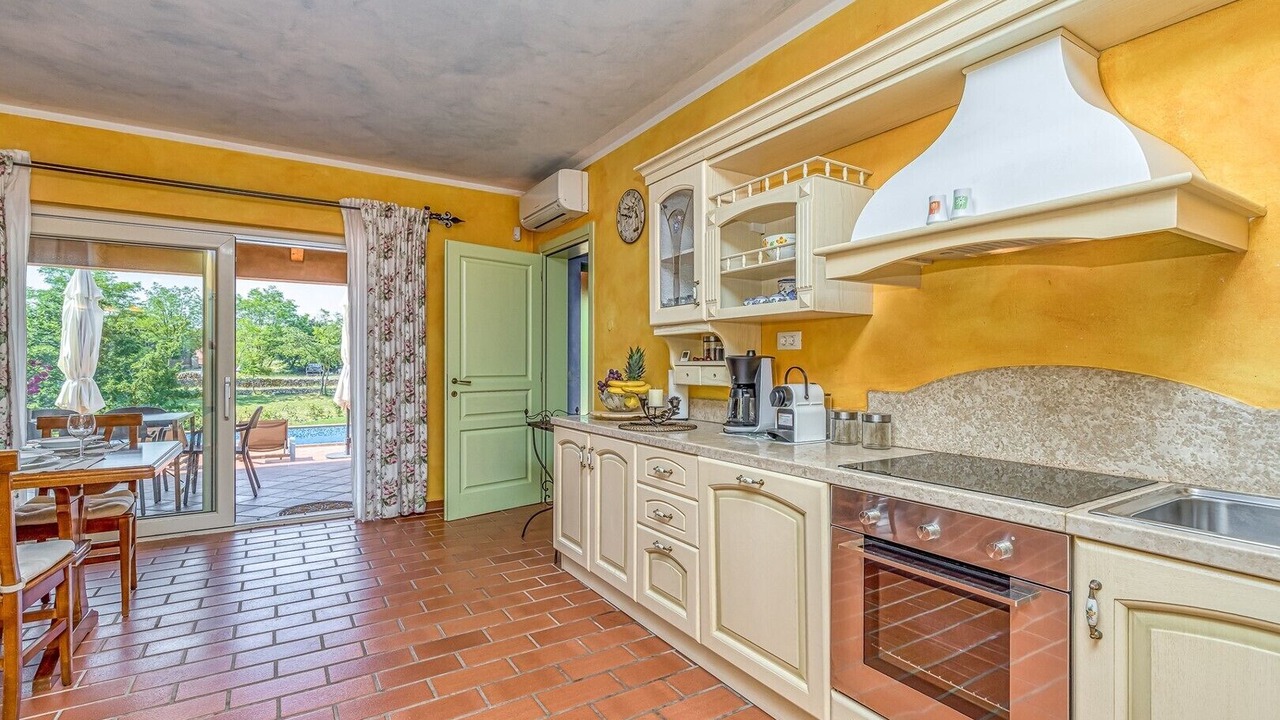 Photo of Kitchen in Sumber