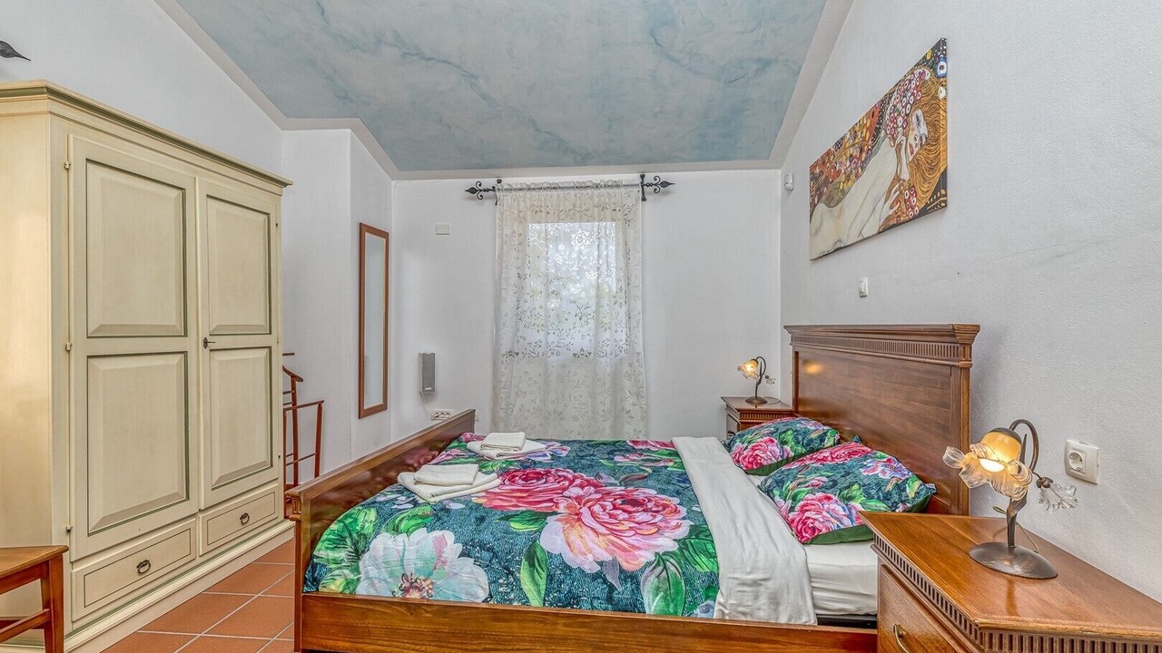 Photo of Bedroom in Sumber
