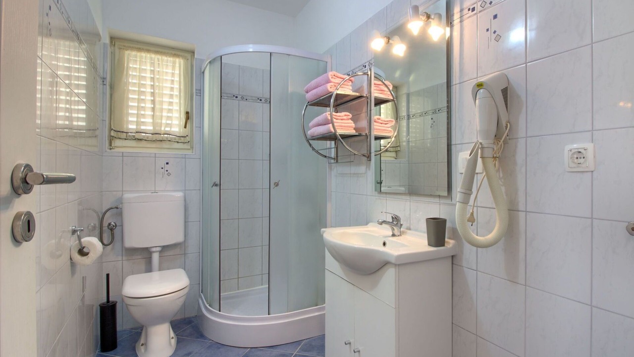 Photo of Bathroom in Brovinje
