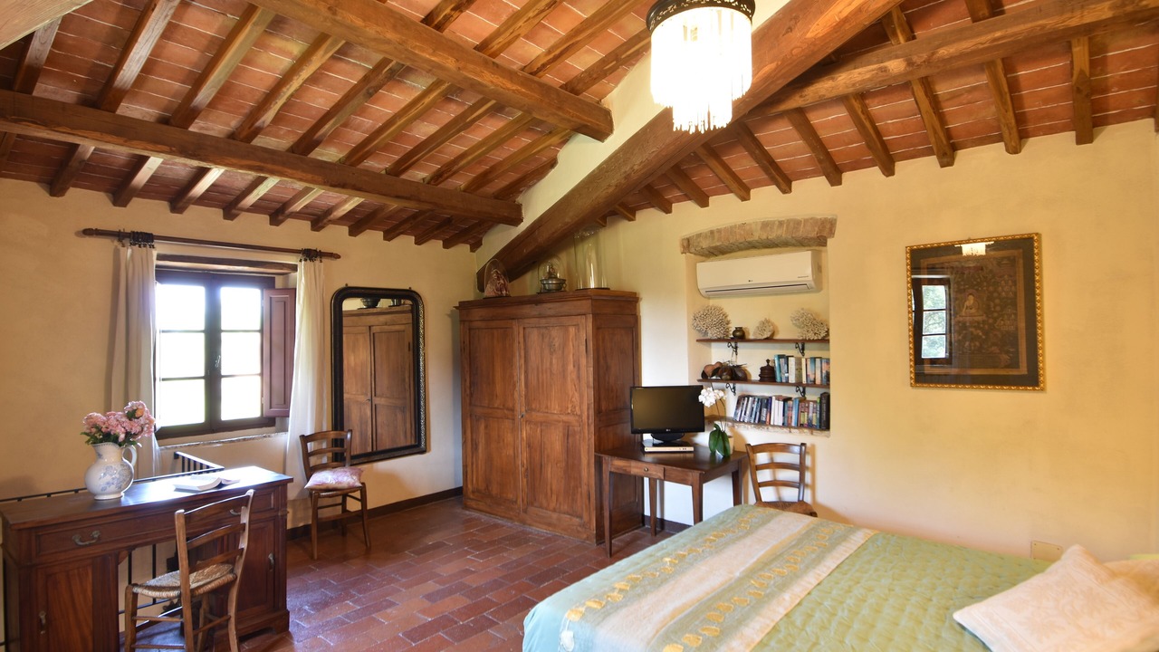Photo of Bedroom in Villa Parigini