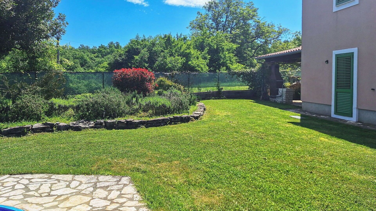 Photo of Outdoor in Makovci
