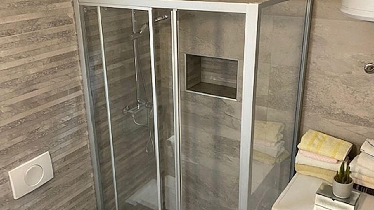 Photo of Bathroom in Metajna